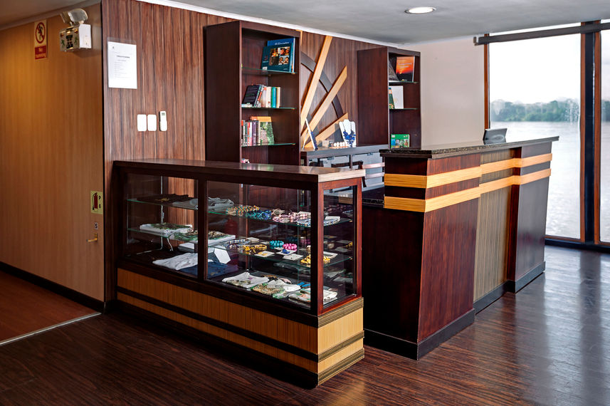 Boutique - Anakonda Amazon Cruise