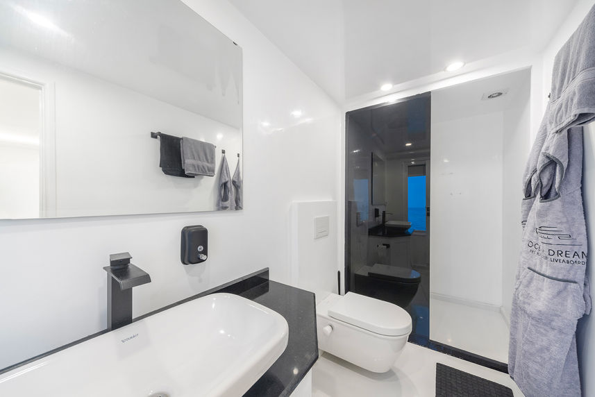 En-Suite bathrooms - Ocean Dream