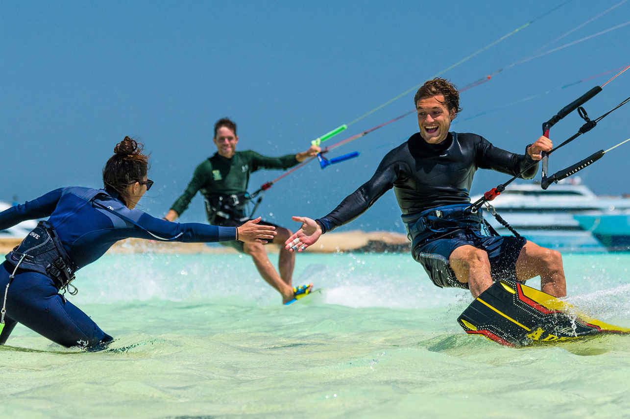 Kitesurfing