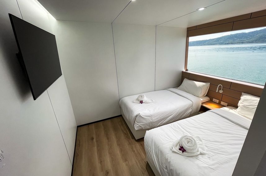 Twin Cabin - Mandarin Queen 9