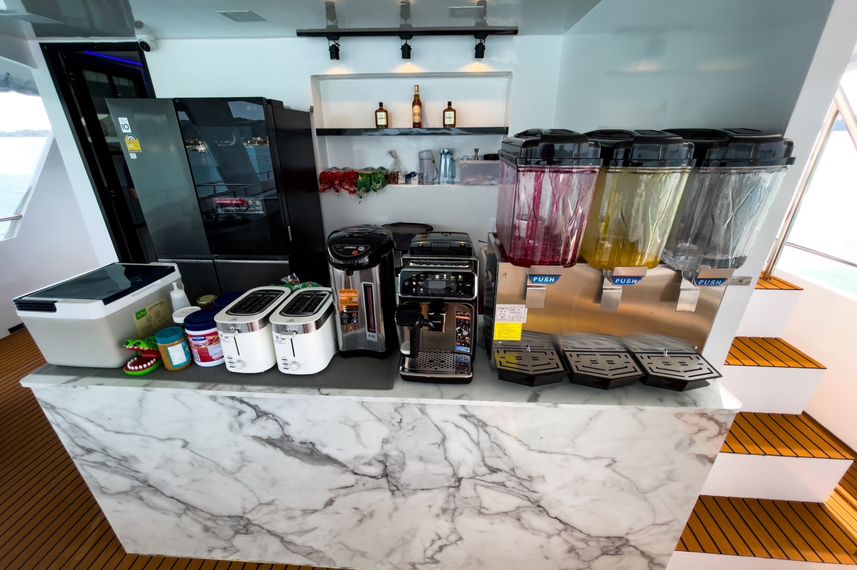 Drinks Station - Mandarin Queen 9