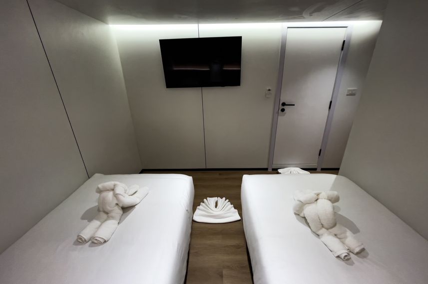 Twin Cabin - Mandarin Queen 9