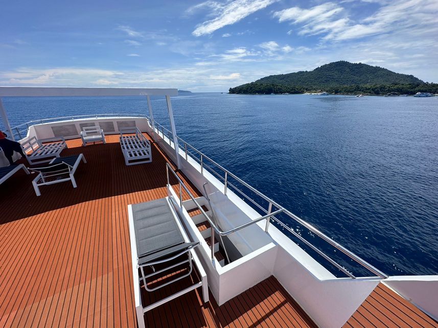 Sun Deck - Mandarin Queen 9