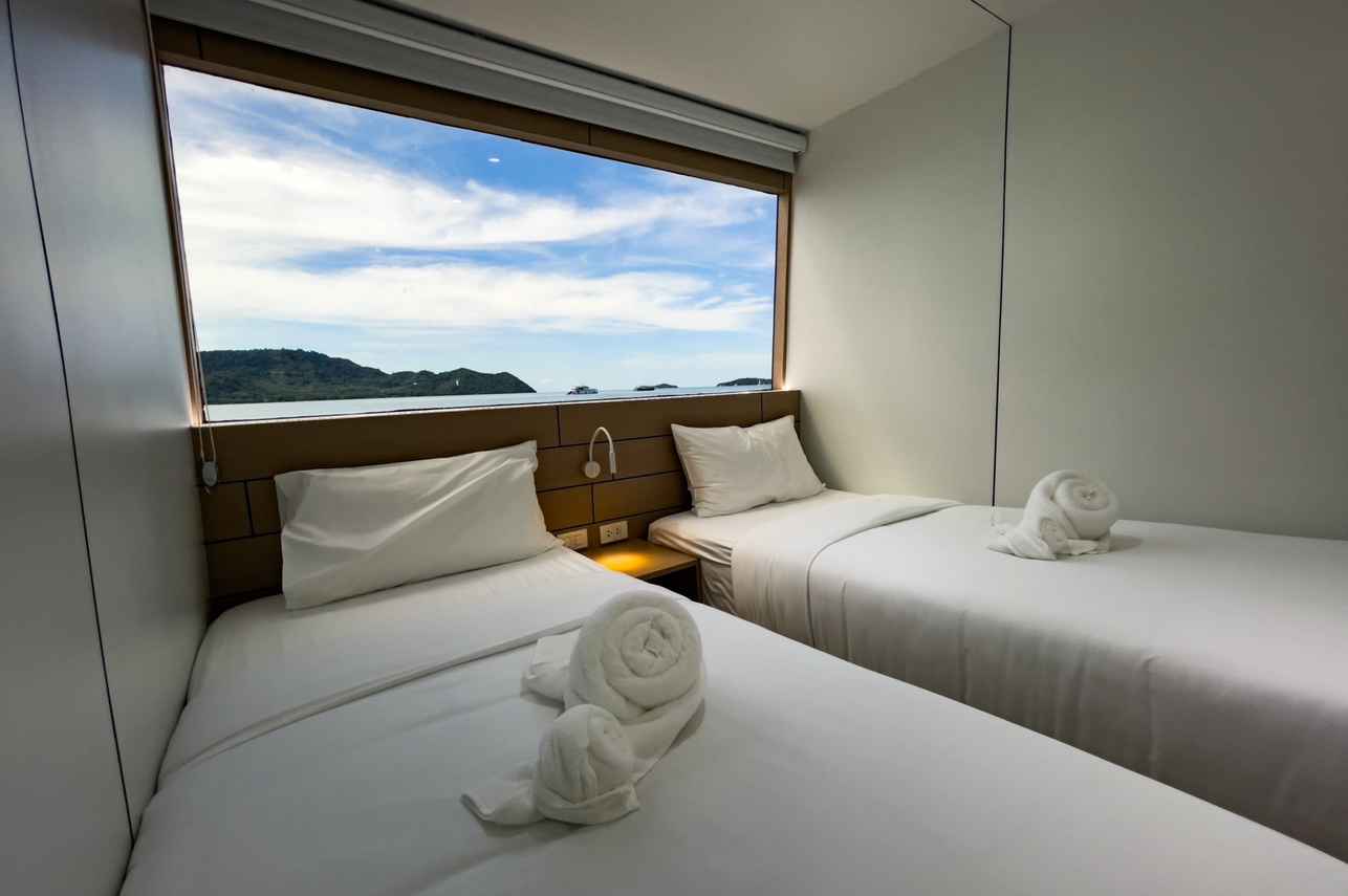 Twin Cabin - Mandarin Queen 9