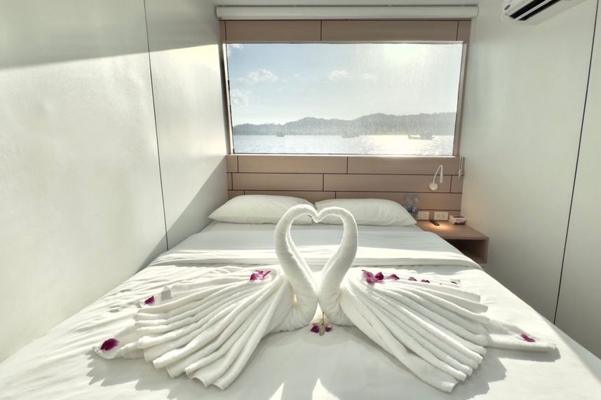 Double Cabin - Mandarin Queen 9