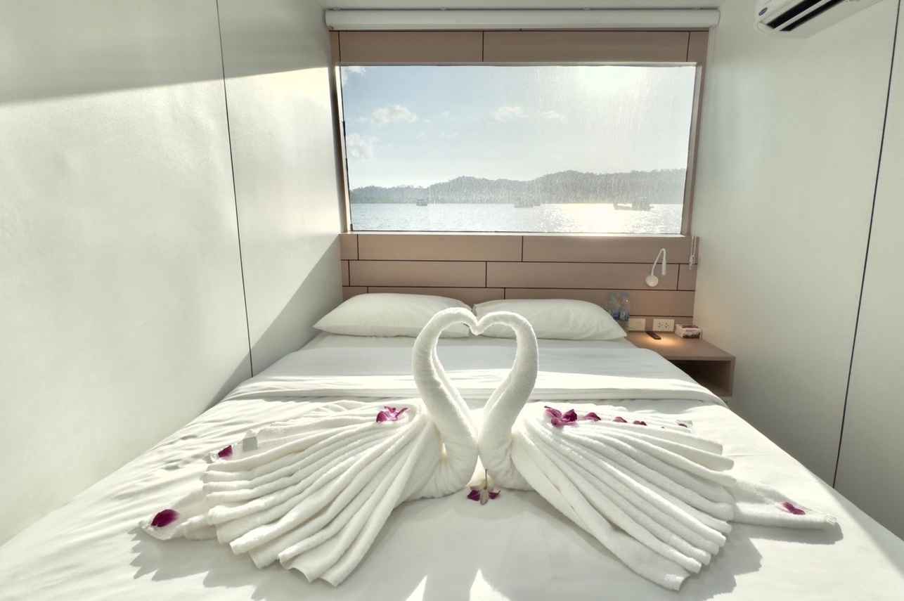 Double Cabin - Mandarin Queen 9