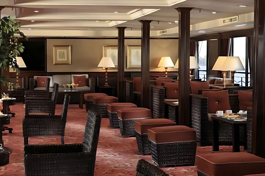 Área de Bar e Lounge - Iberotel Crown Empress