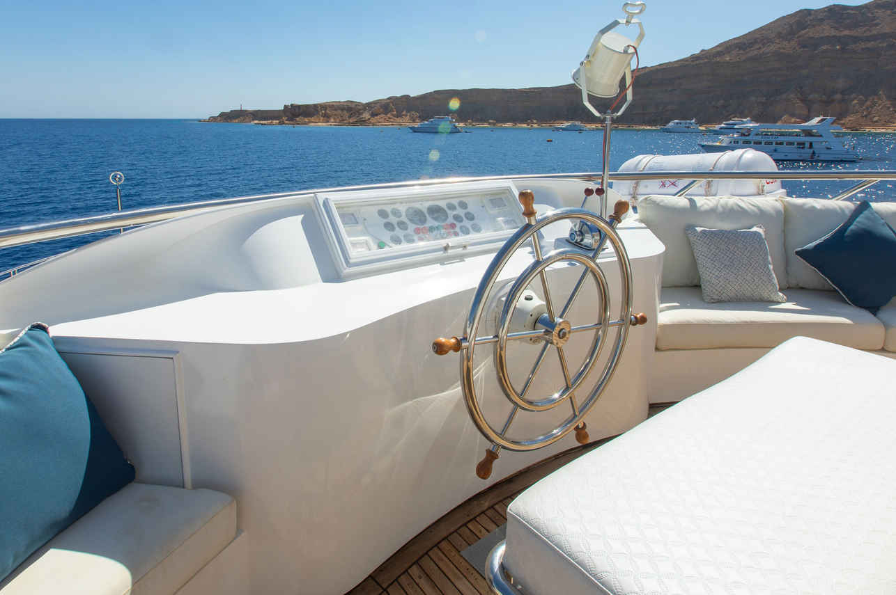 Captains Helm - Eriny