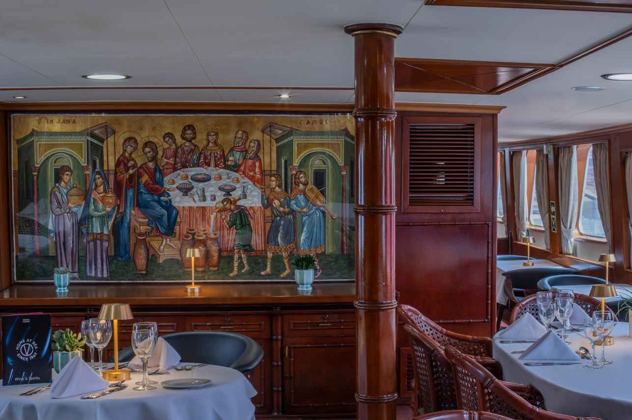 Dining Room - Callisto