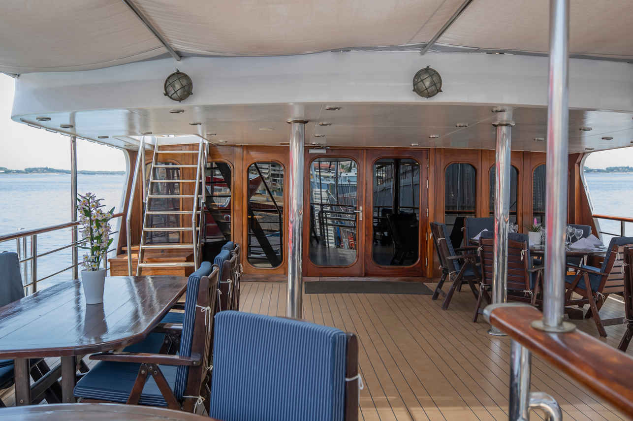 Открытая столовая - Callisto