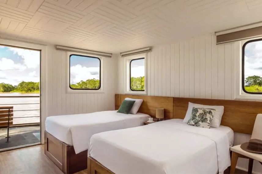 Cabin with Amazon View