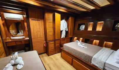 Lower Deck Twin Cabin