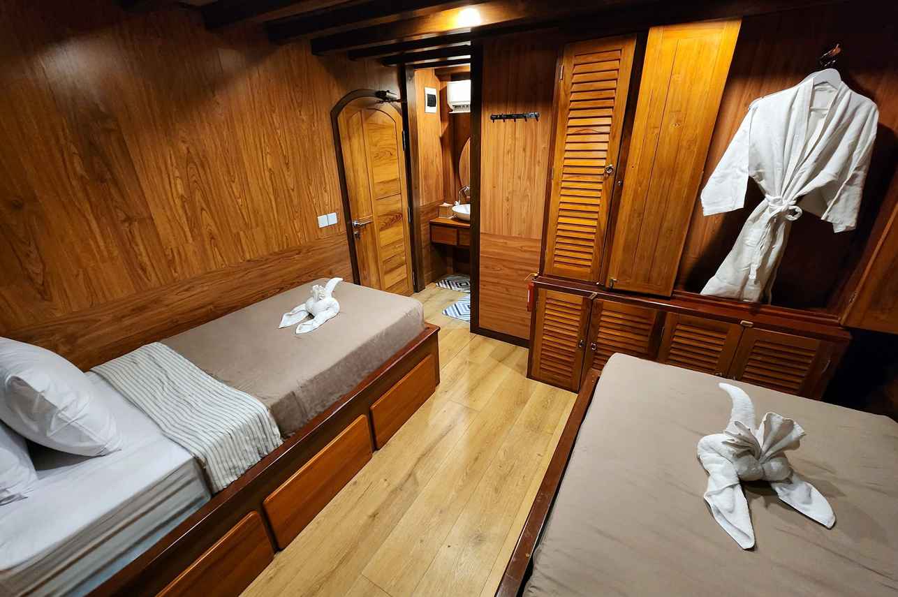 Lower Deck Twin Cabin