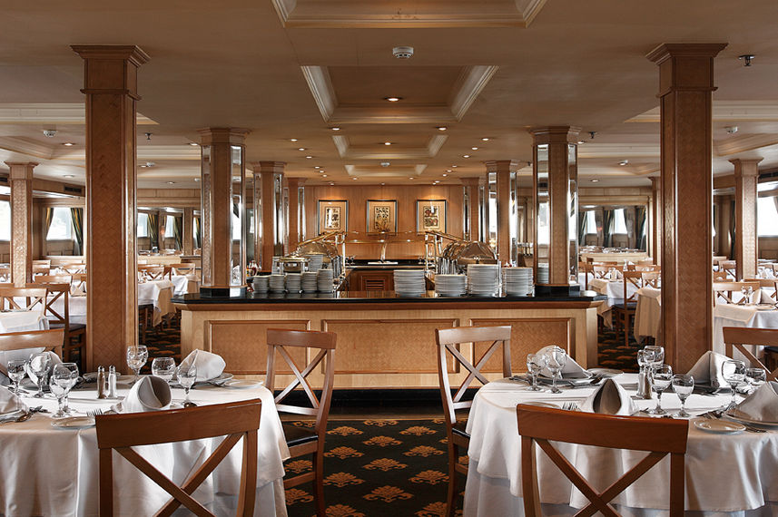 Dining Room - Jaz Crown Jubilee
