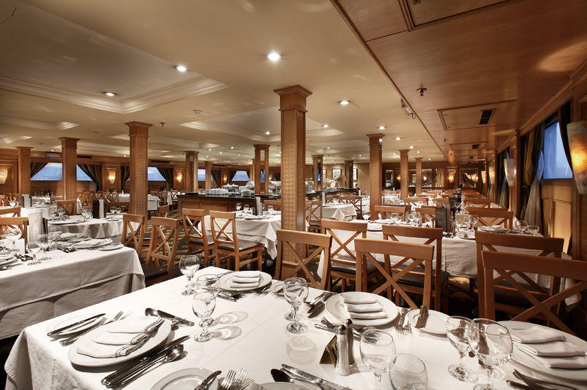 Dining Room - Jaz Crown Jubilee