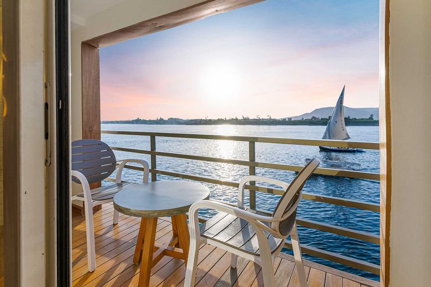 Executive Suite Balcony - Nebu
