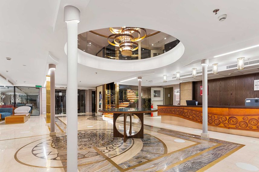 Reception - Nebu