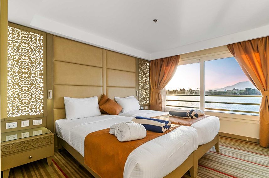 Standard Suite - Nebu