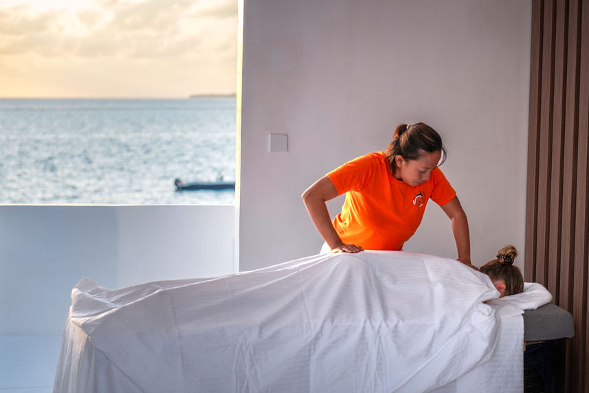 Massage - Black Manta Maldives