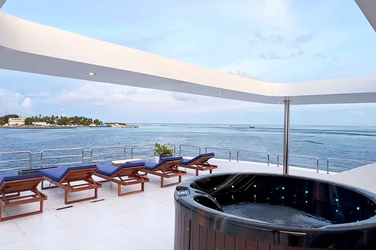 Vasca idromassaggio - Dune Black Manta