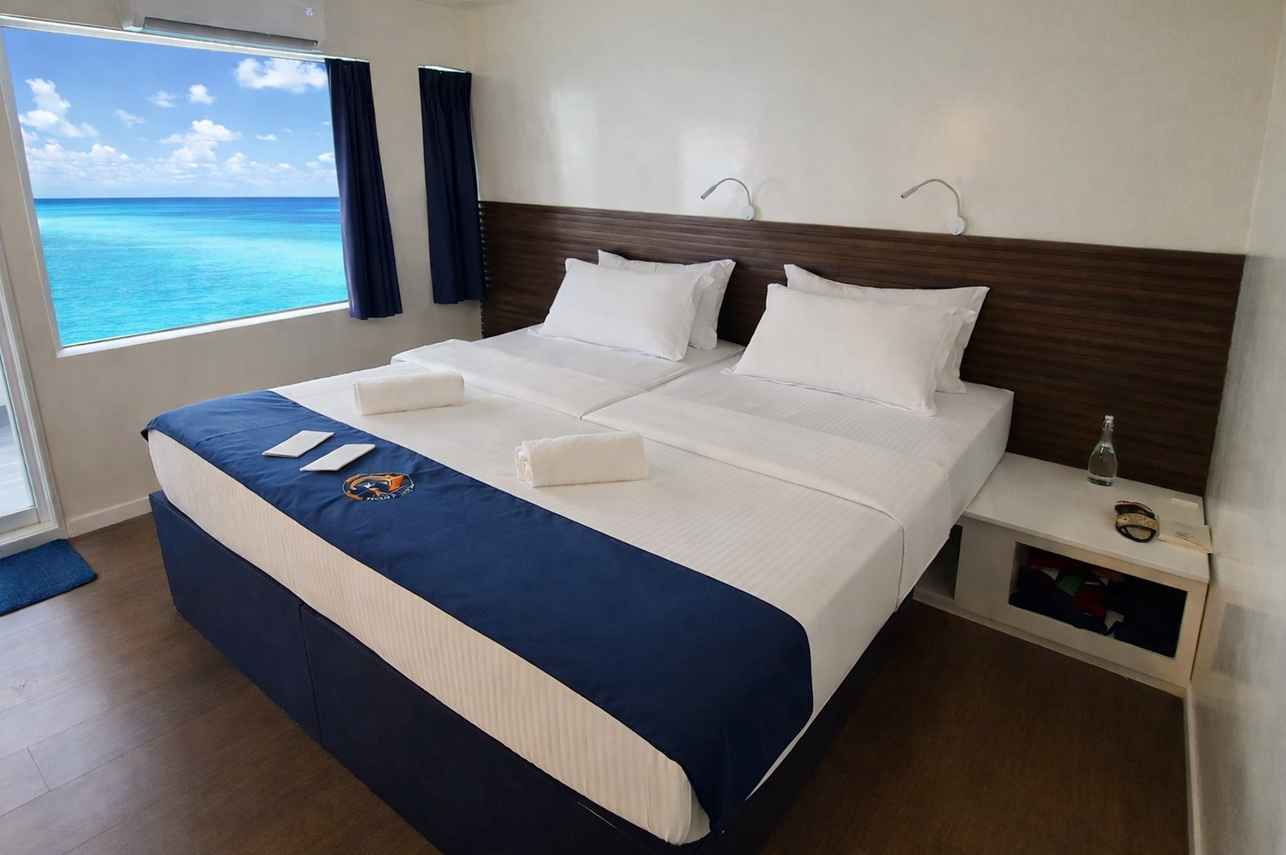 Cabina Superior - Dune Black Manta