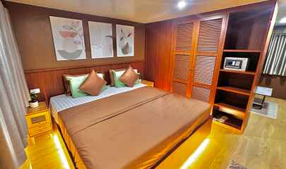 Master Suite Cabin