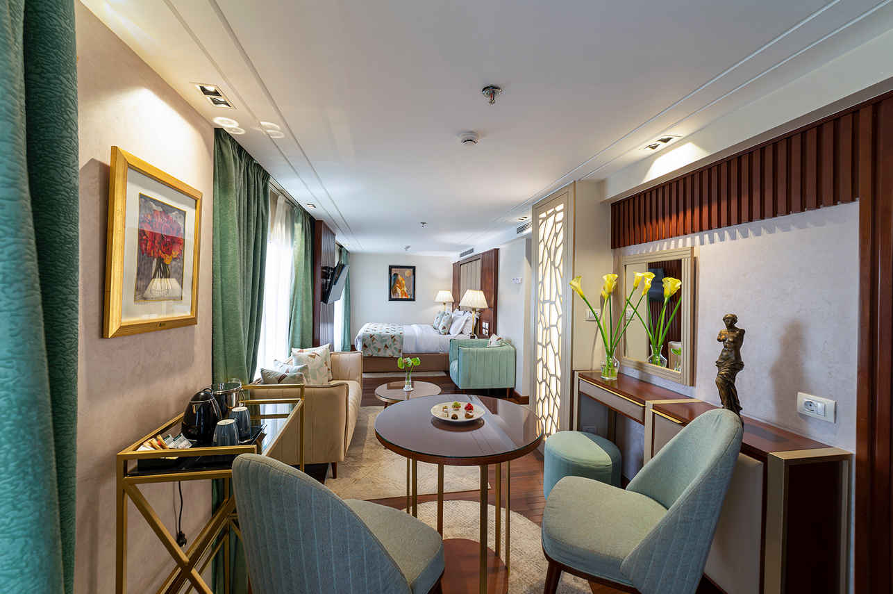Executive Suite - Sonesta Sun Goddess