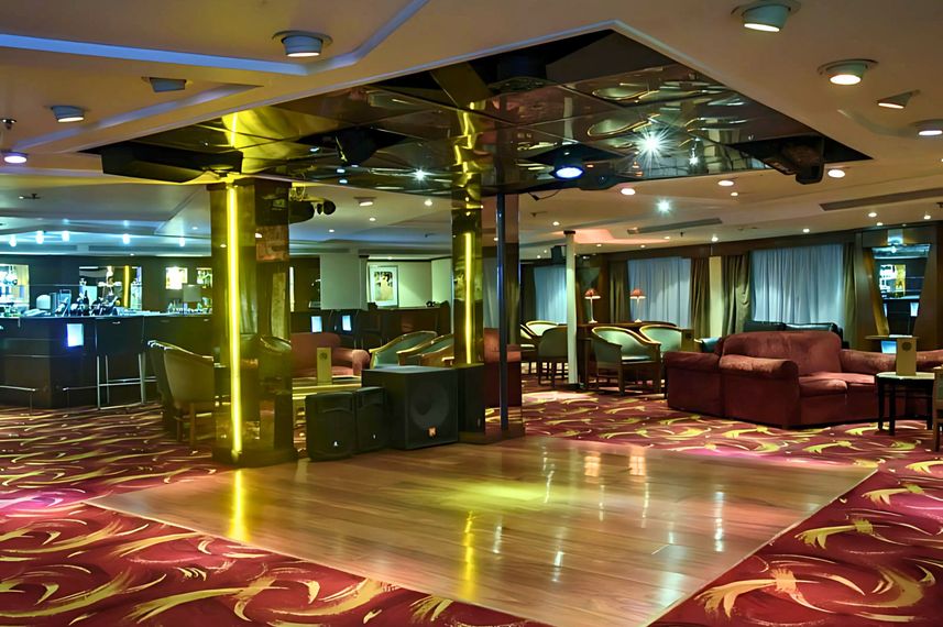 Lounge Star 