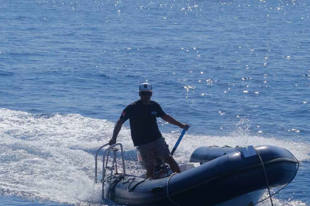 Dhoni - Seatopia