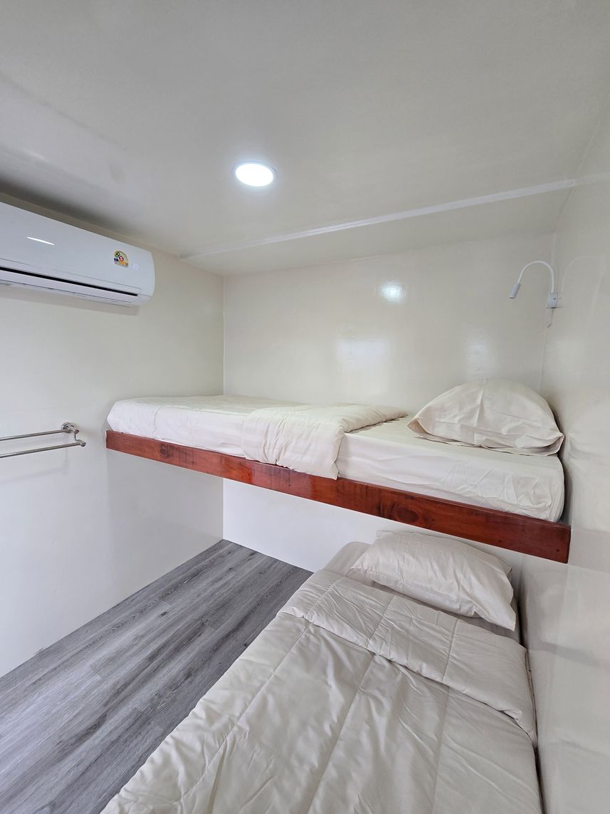 Standard Bunk Cabin - Seatopia