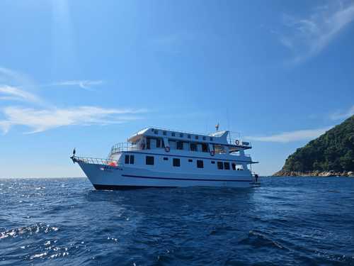 Boat angle 1