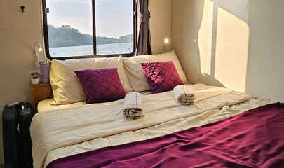 Double Bed - En-suite Cabins