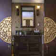 Deluxe Bathroom