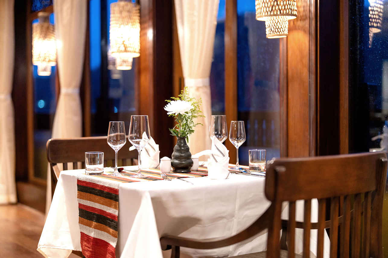 Dining Room - Anouvong
