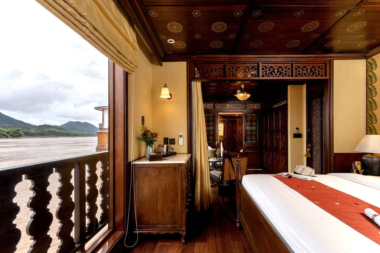 Signature Suite