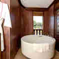Signature Suite - Ensuite Bathroom