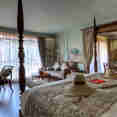 Noble Suite