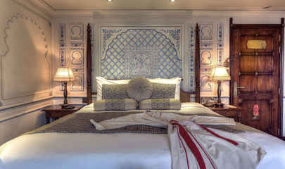 Signature Suite