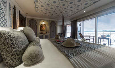 Signature Suite