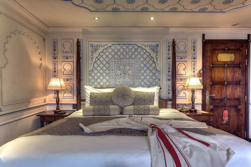Signature Suite