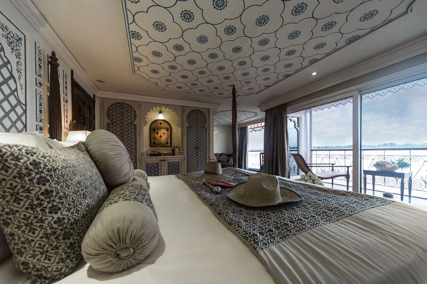 Signature Suite