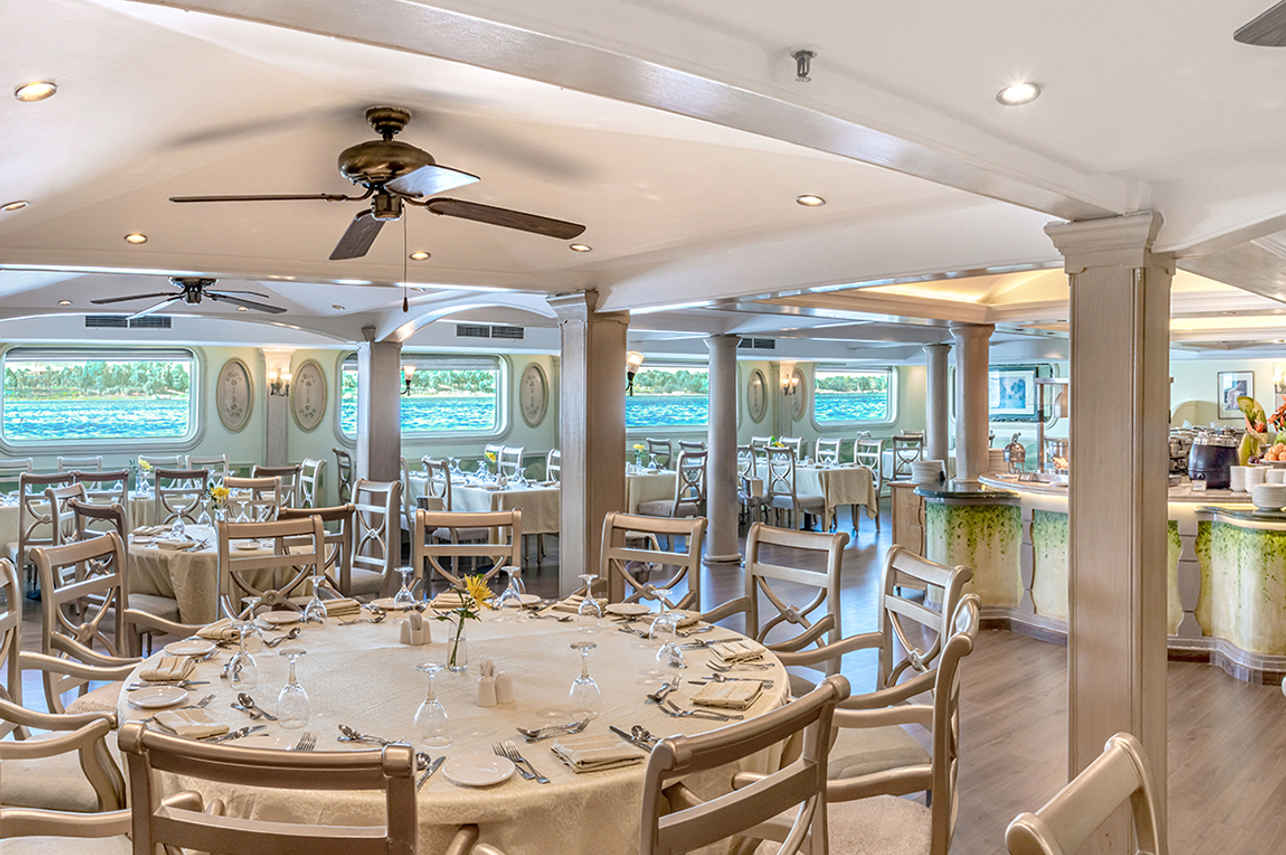 Dining Room - Sonesta Moon Goddess