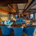 Salon intérieur - City and Sea Adonis