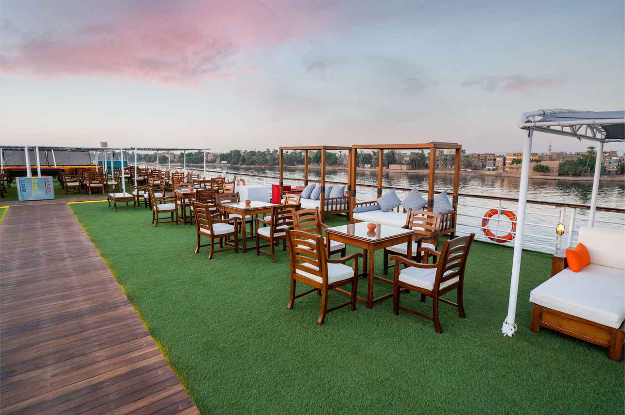 Salon extérieur - City and Sea Adonis