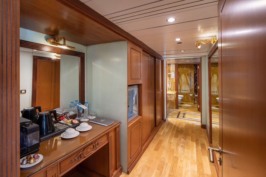 Royal Suite