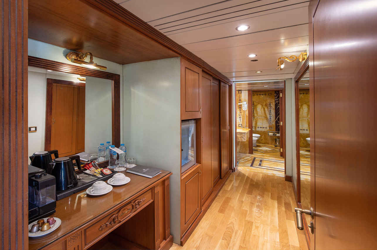 Royal Suite