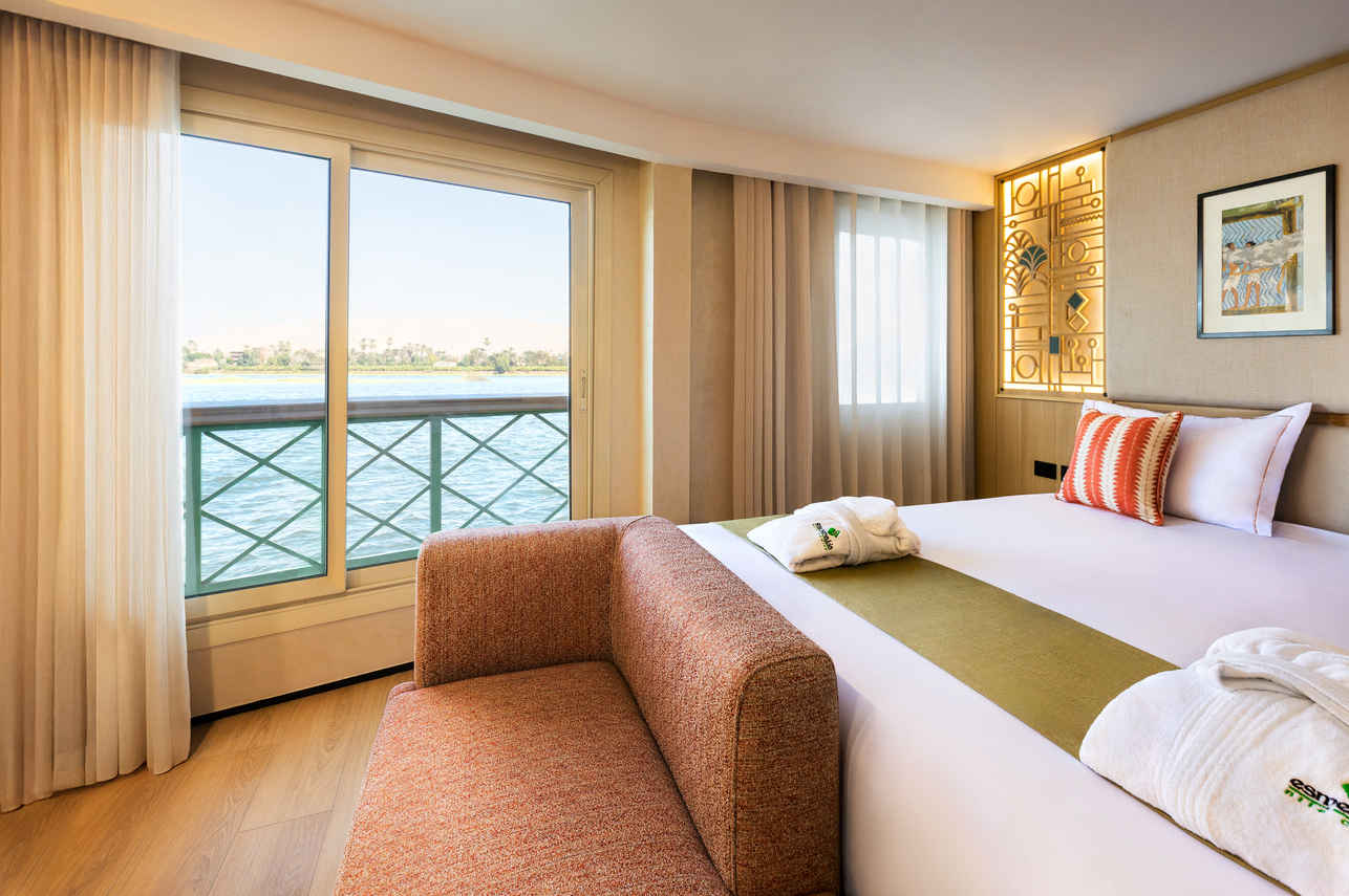 #doublecabin  - Esmeralda