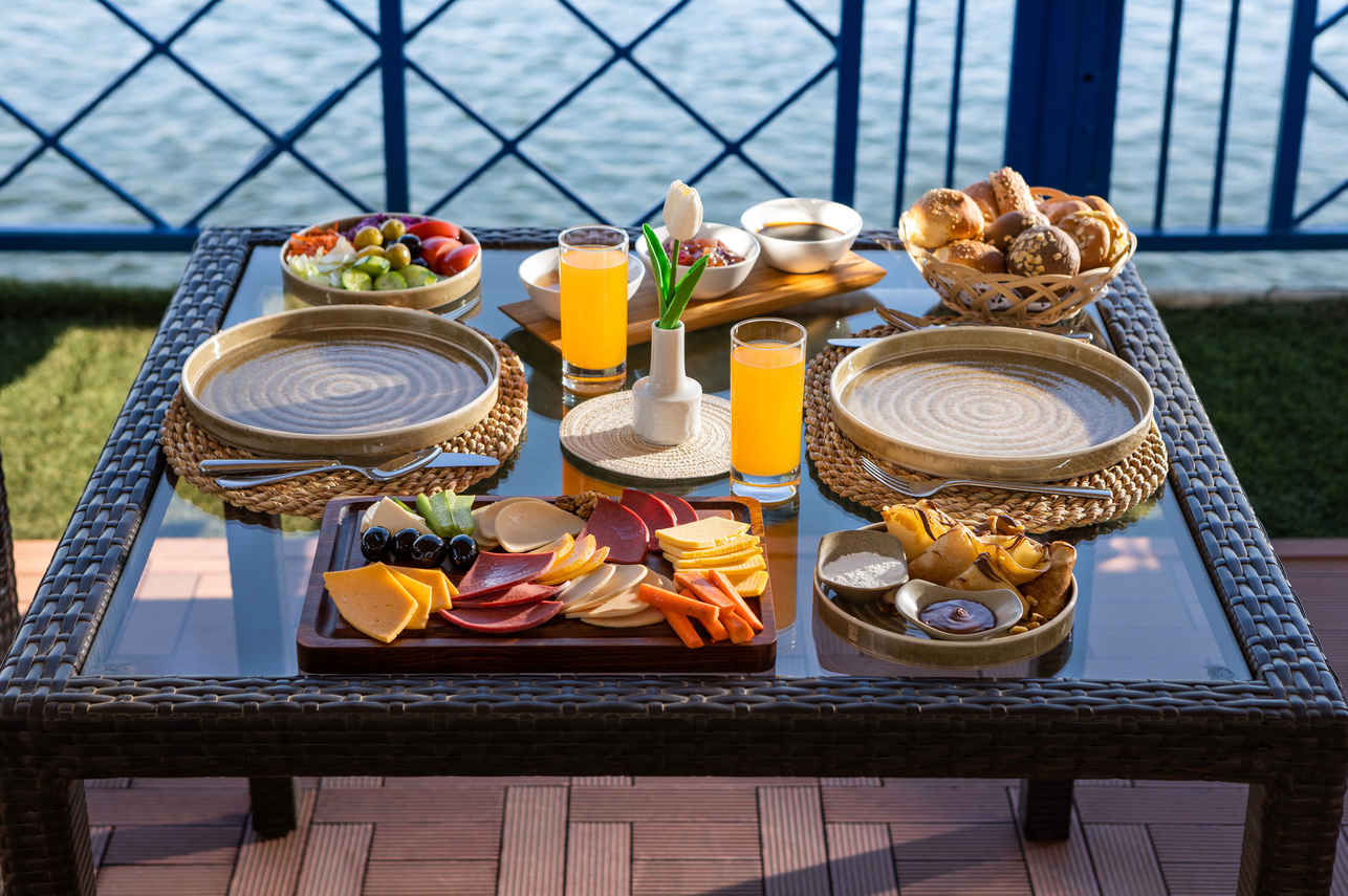 Abendessen im Freien - Esmeralda
