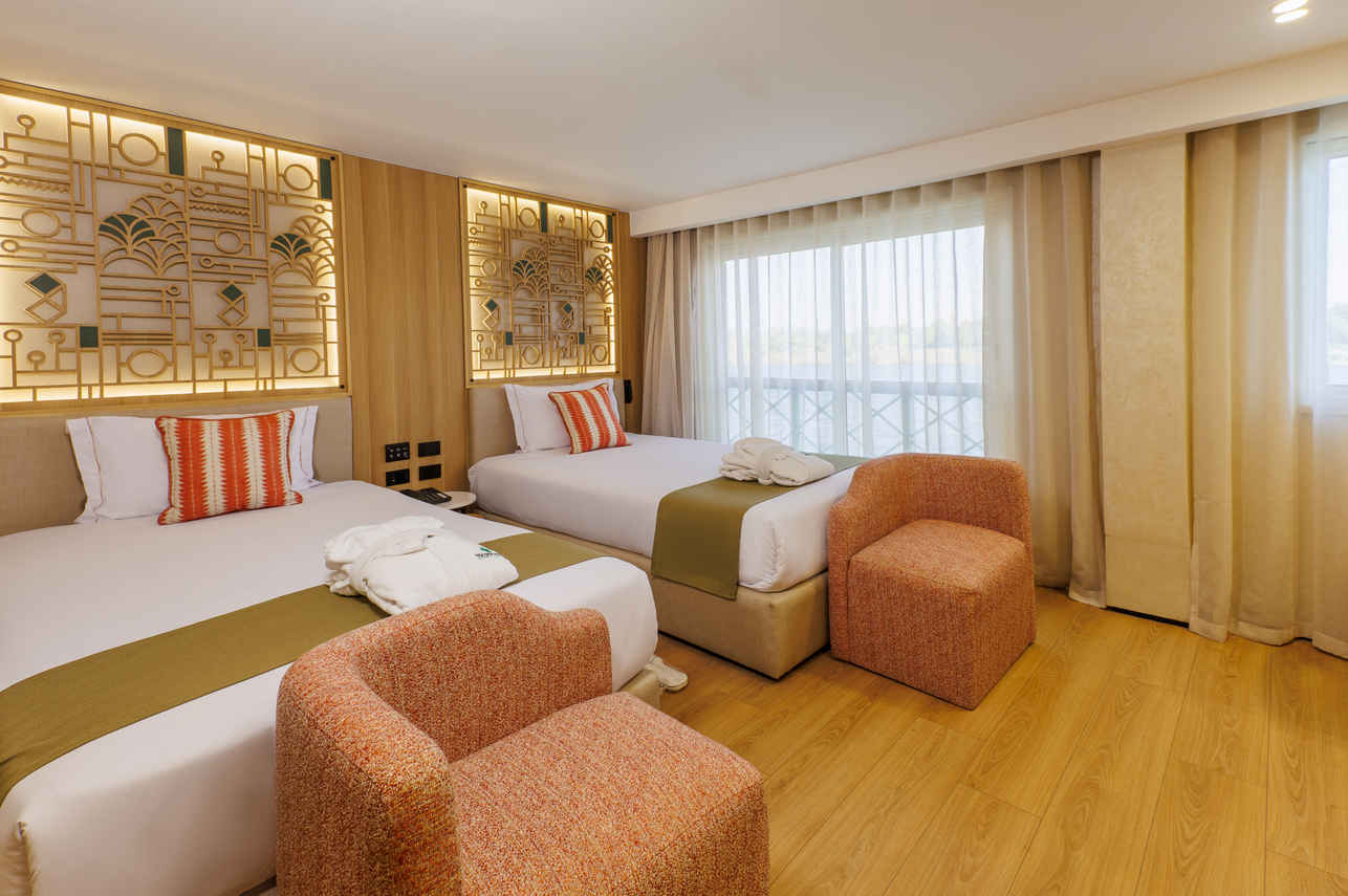 #twincabin  - Esmeralda