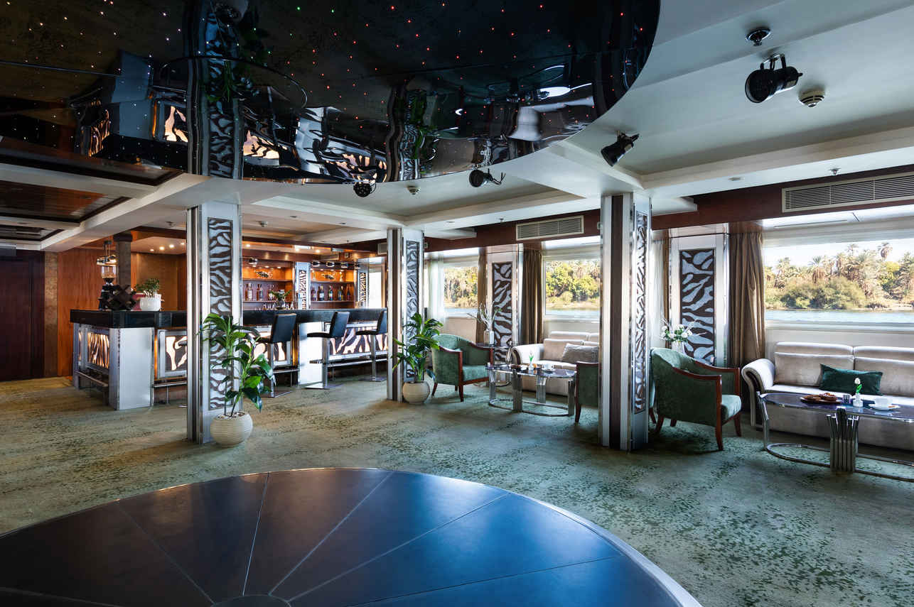 Área de Bar e Lounge - Esmeralda